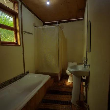 Lake Mwamba Lodge Kasenda Exterior photo